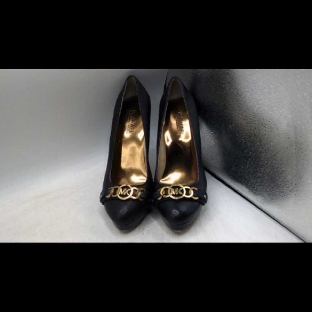 🌟New Listing Michael Kors Blk Pumps Women’s sz 6M